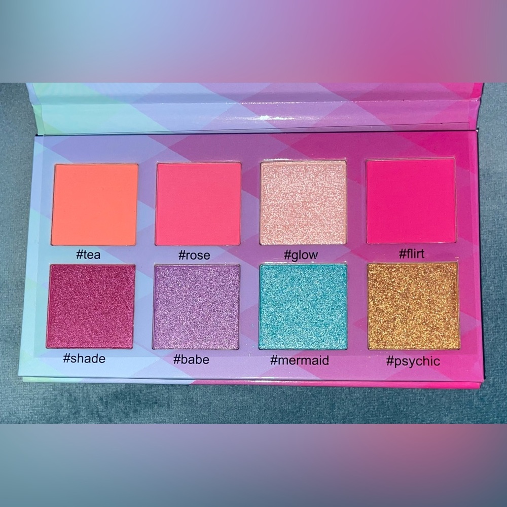 Vibes Eyeshadow Palette by Ruby May Cosmetics